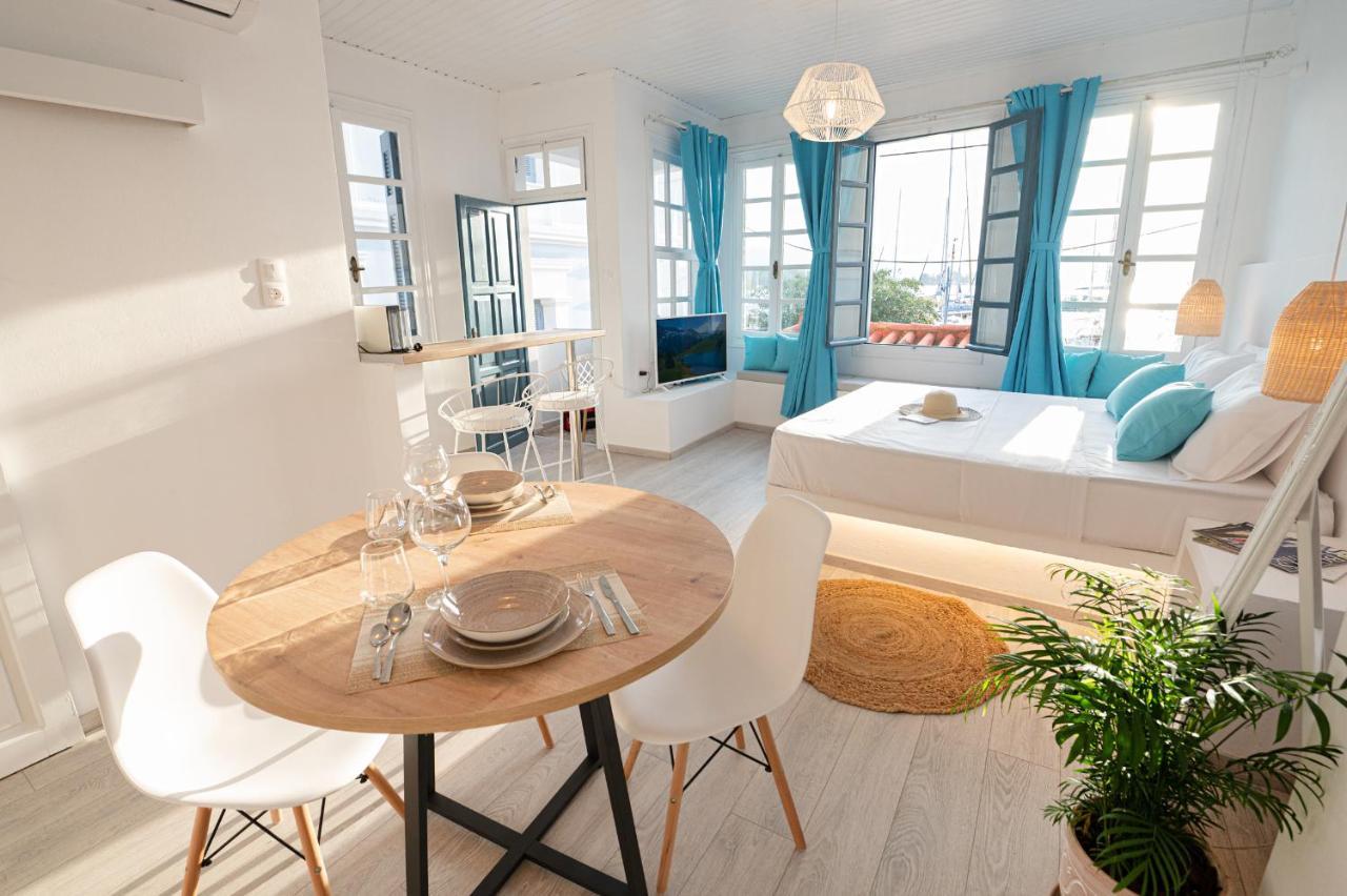 The White Rose Apartment Poros Town المظهر الخارجي الصورة