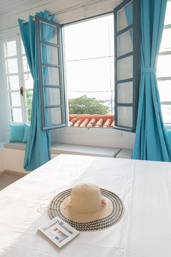 The White Rose Apartment Poros Town المظهر الخارجي الصورة